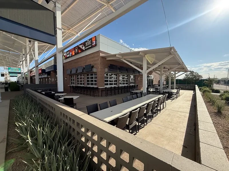 Bristol’s · outdoor terrace
